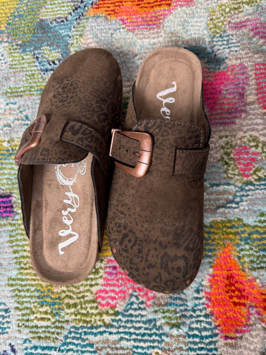 Distressed Leopard Clogs
