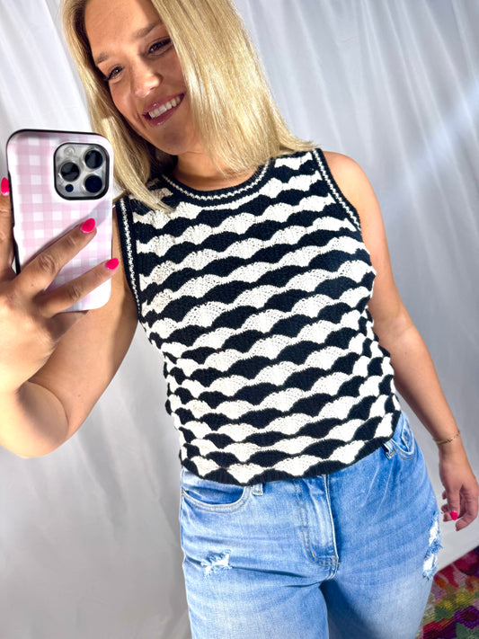 Scallop Sweetheart Top
