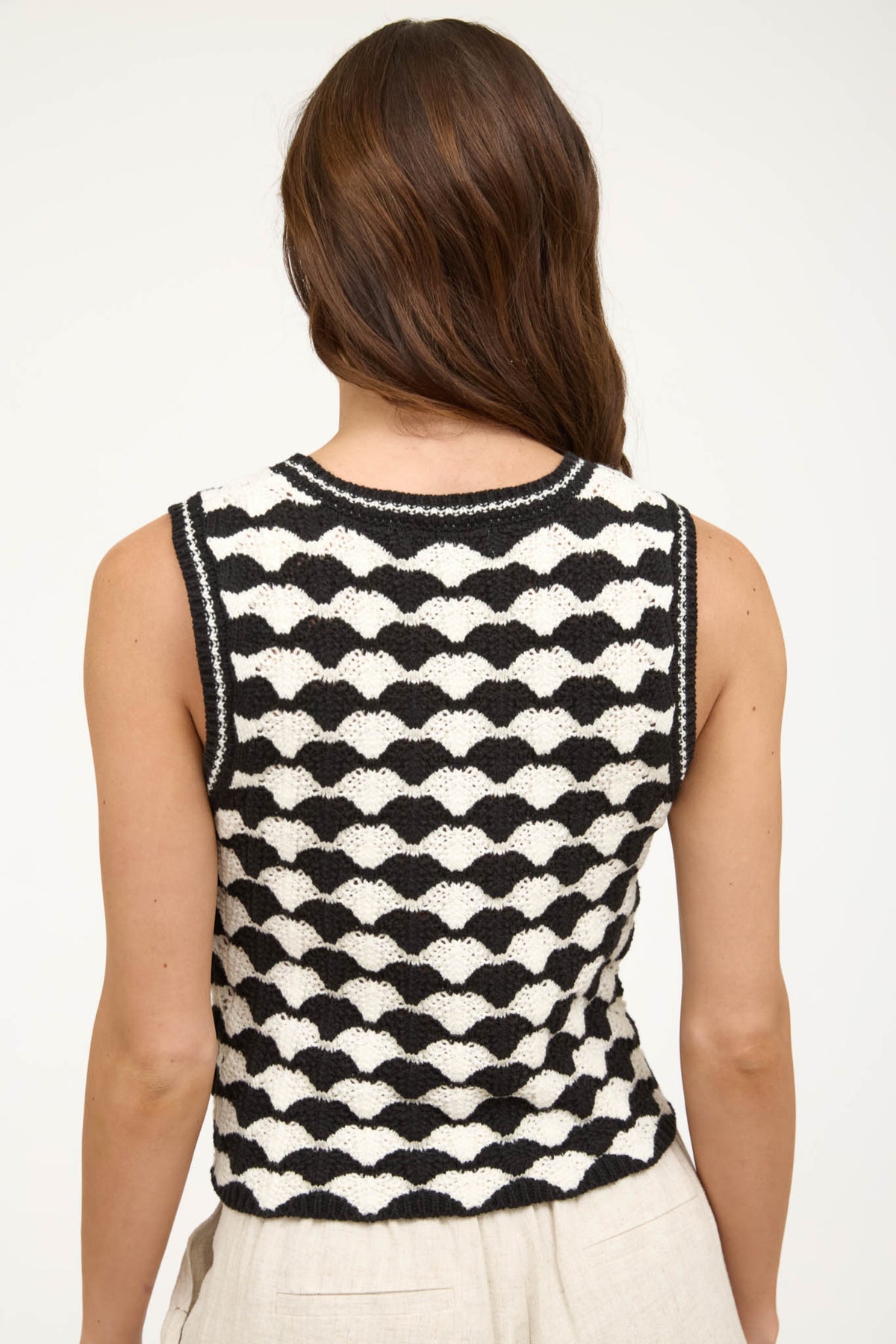Scallop Sweetheart Top