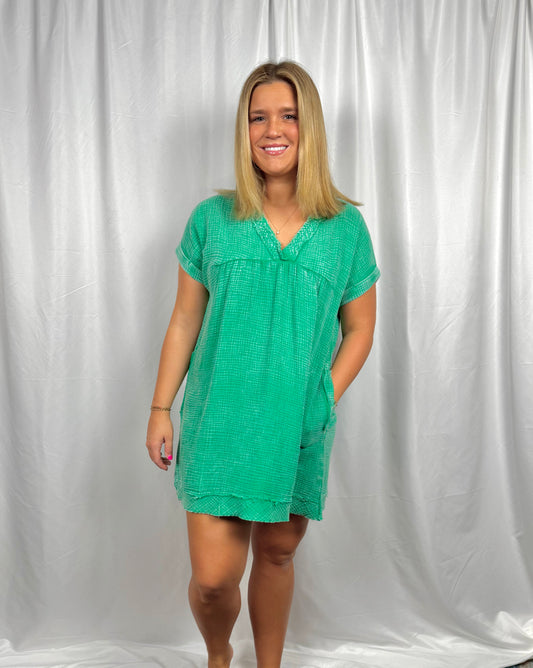 Go-To Shift Dress (Kelly Green)