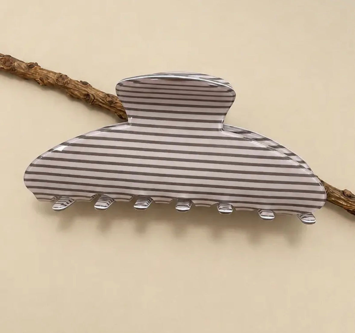 Jumbo Oval Claw Clip