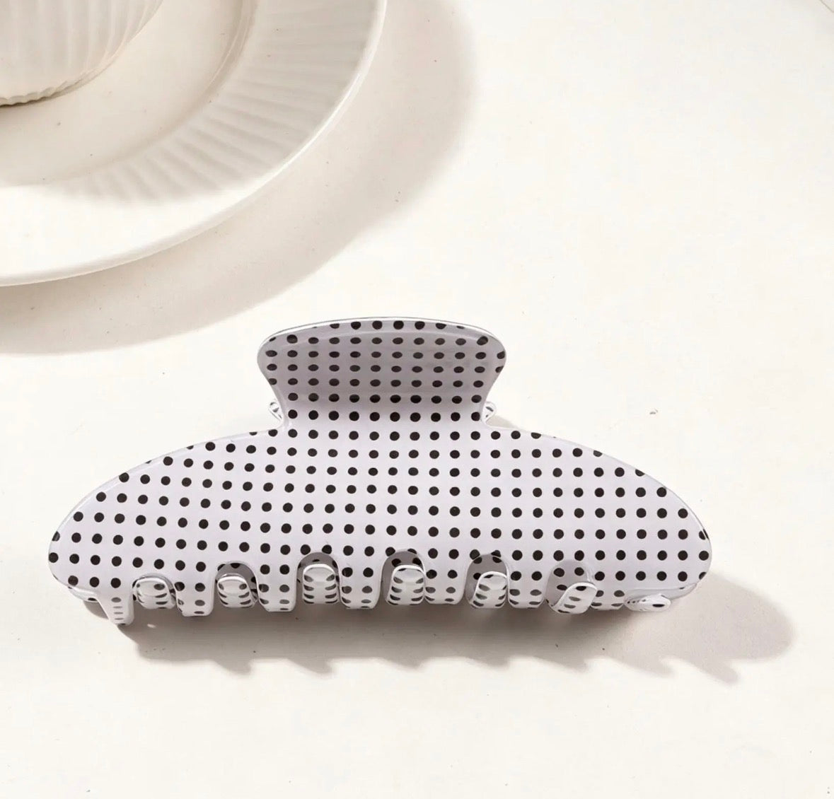 Jumbo Oval Claw Clip
