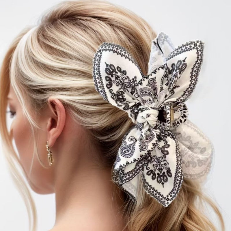 Bow Claw Clip